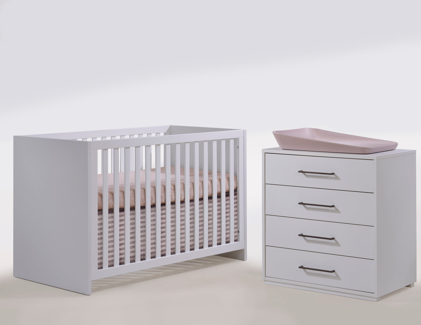 Natart Contempo Crib and Dresser set
