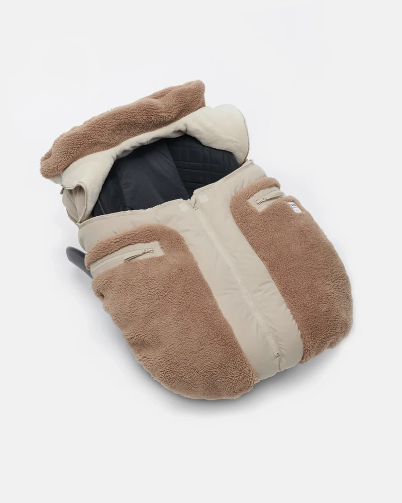 7AM Car Seat Cover Cocoon - Cappuccino Appliqué