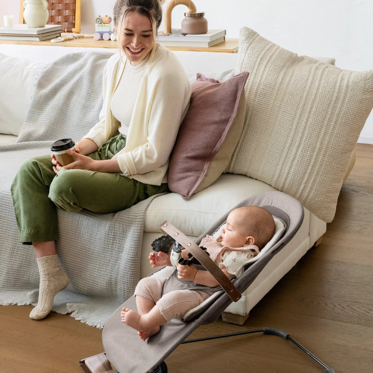 UPPAbaby Mira Bouncer Forest Fun Toy Bar - Grey