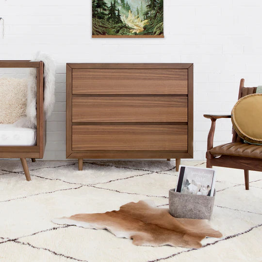 Nifty 3 Drawer Dresser