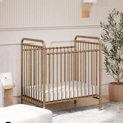 Abigail 3 in 1 Convertible Mini Crib