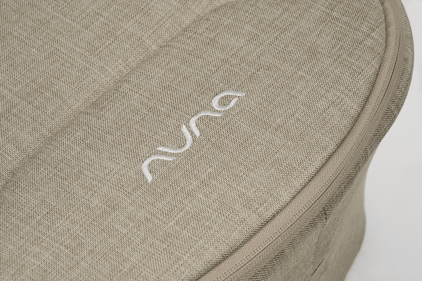 Nuna DEMI next bassinet + stand