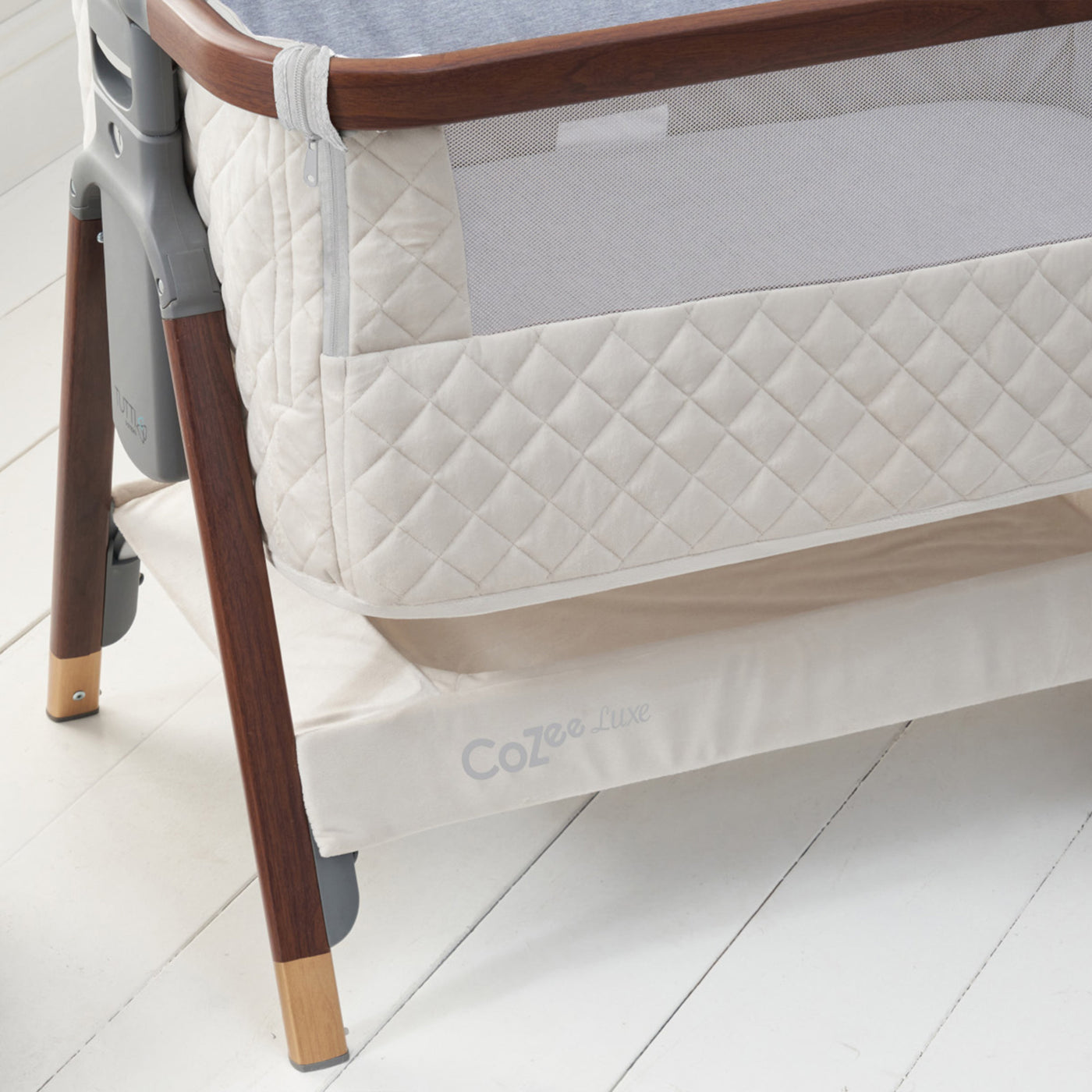 Tutti Bambini CoZee Luxe Bedside Crib