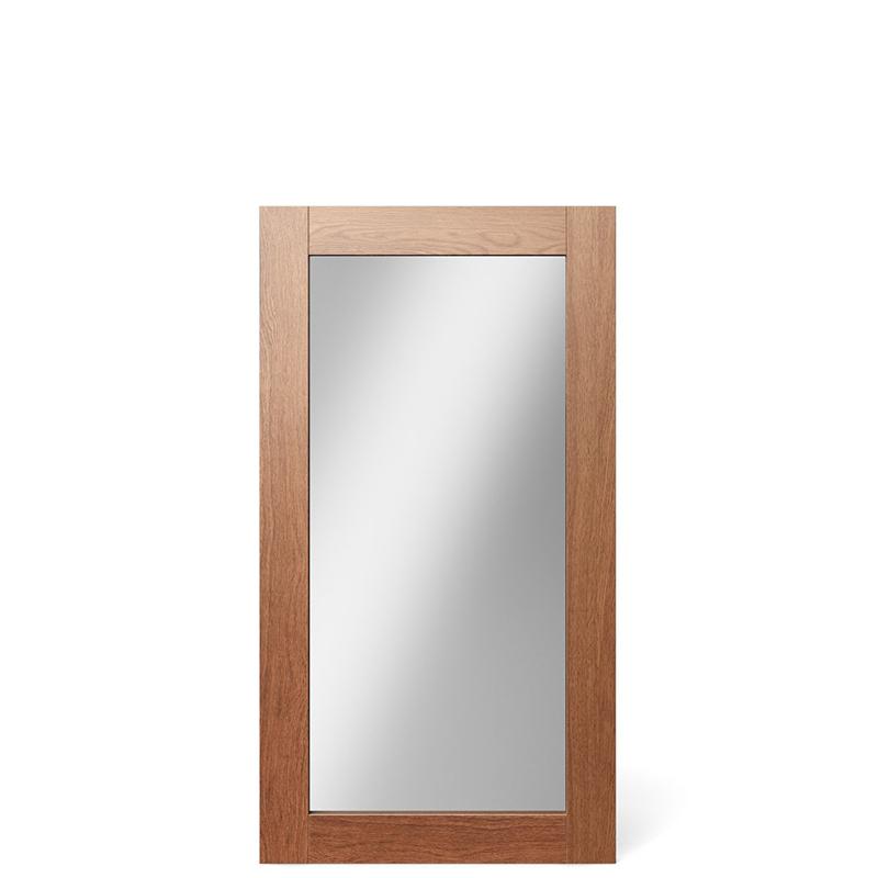Romina Ventianni Mirror