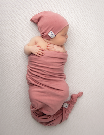 Jacqueline & Jac Rose Beanie & Blanket Set