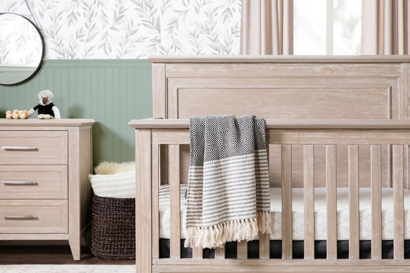 Beckett Rustic 4 in 1 Convertible Flat Top Crib in Sandbar