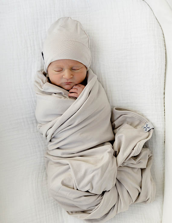 Jacqueline & Jac Sand Beanie & Blanket Set